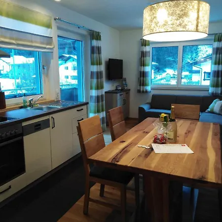 Alpenchalet Breitspitz Apartman Partenen